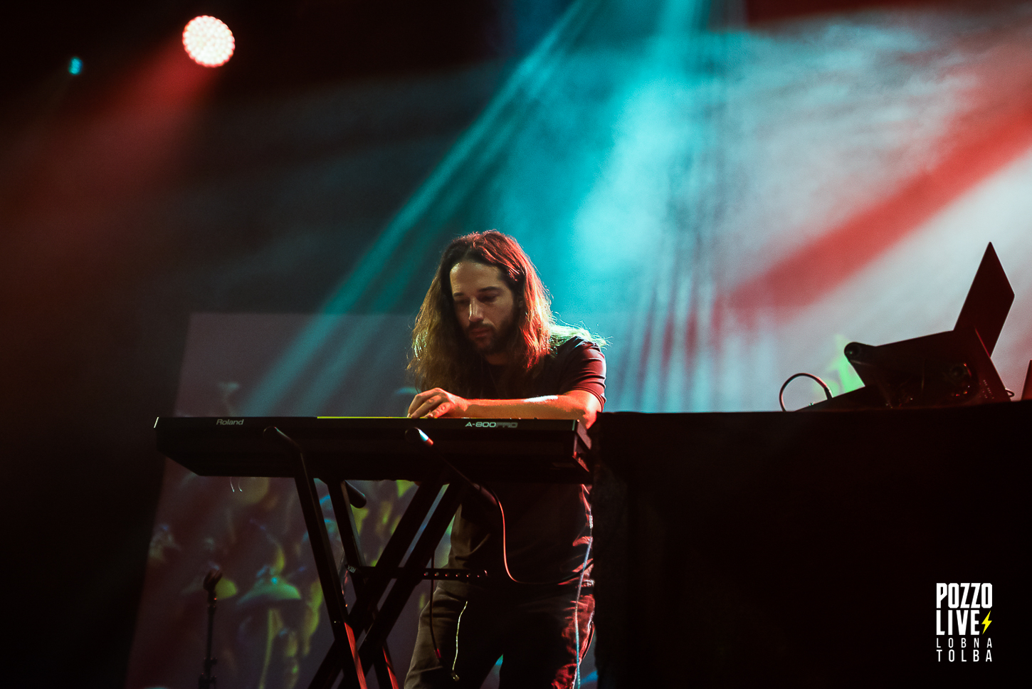 Erez Eisen de Infected Mushroom aux synthés