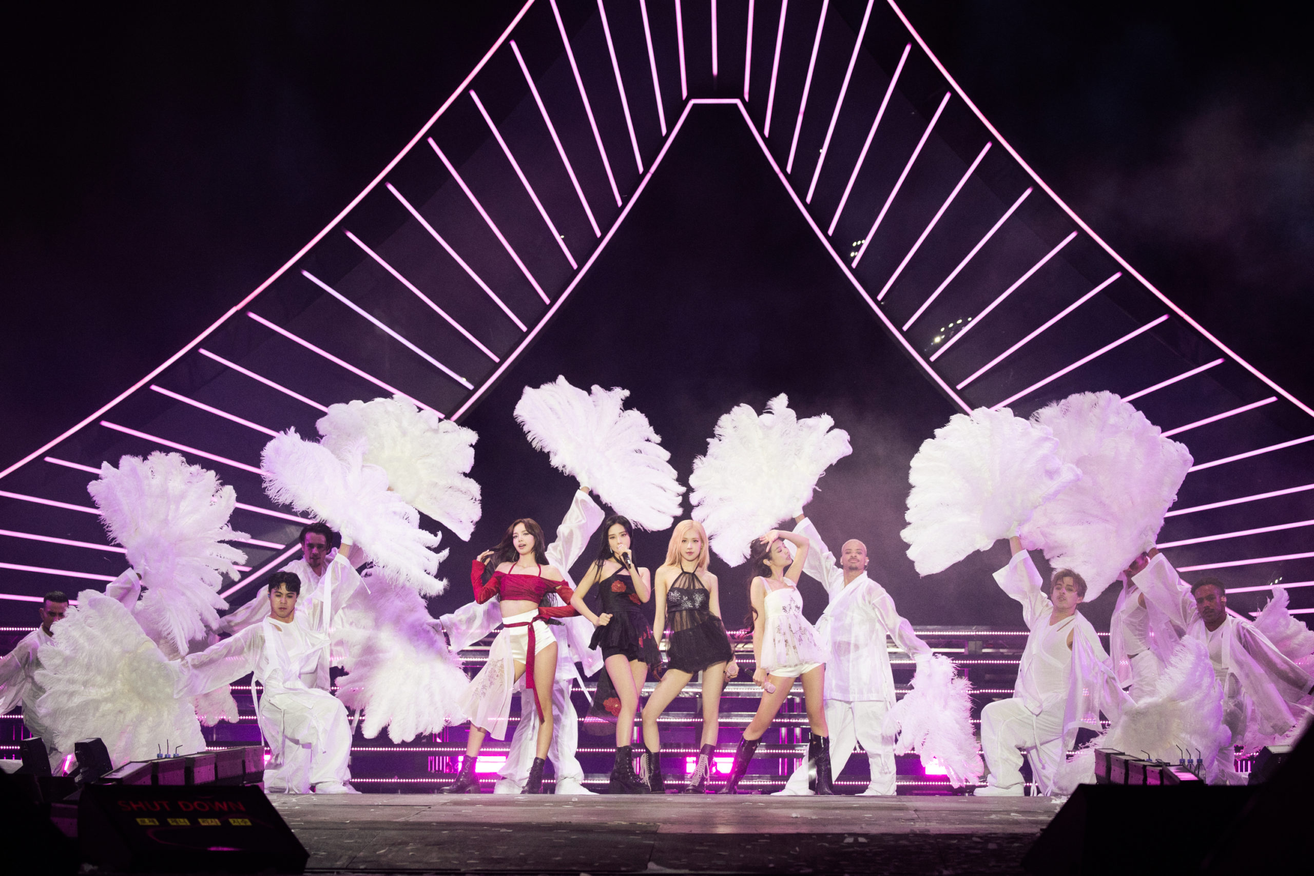 Lisa, Jennie, Rosé, Jisoo, Blackpink au Stade De France