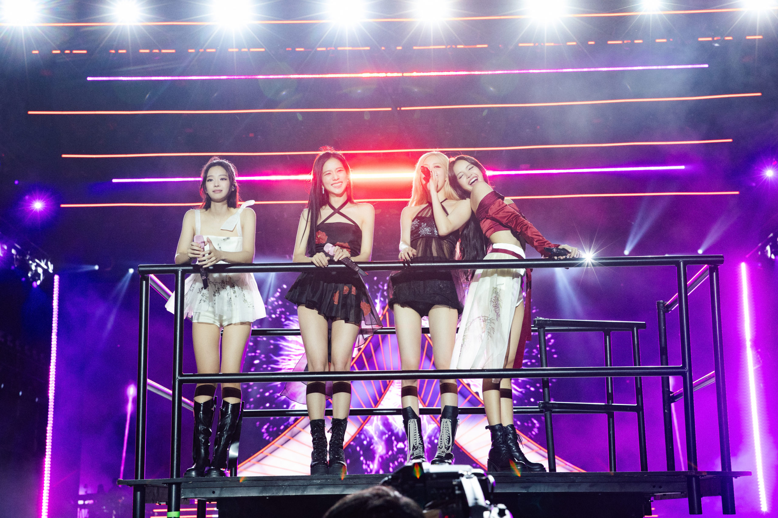 Lisa, Jennie, Rosé, Jisoo, Blackpink au Stade De France