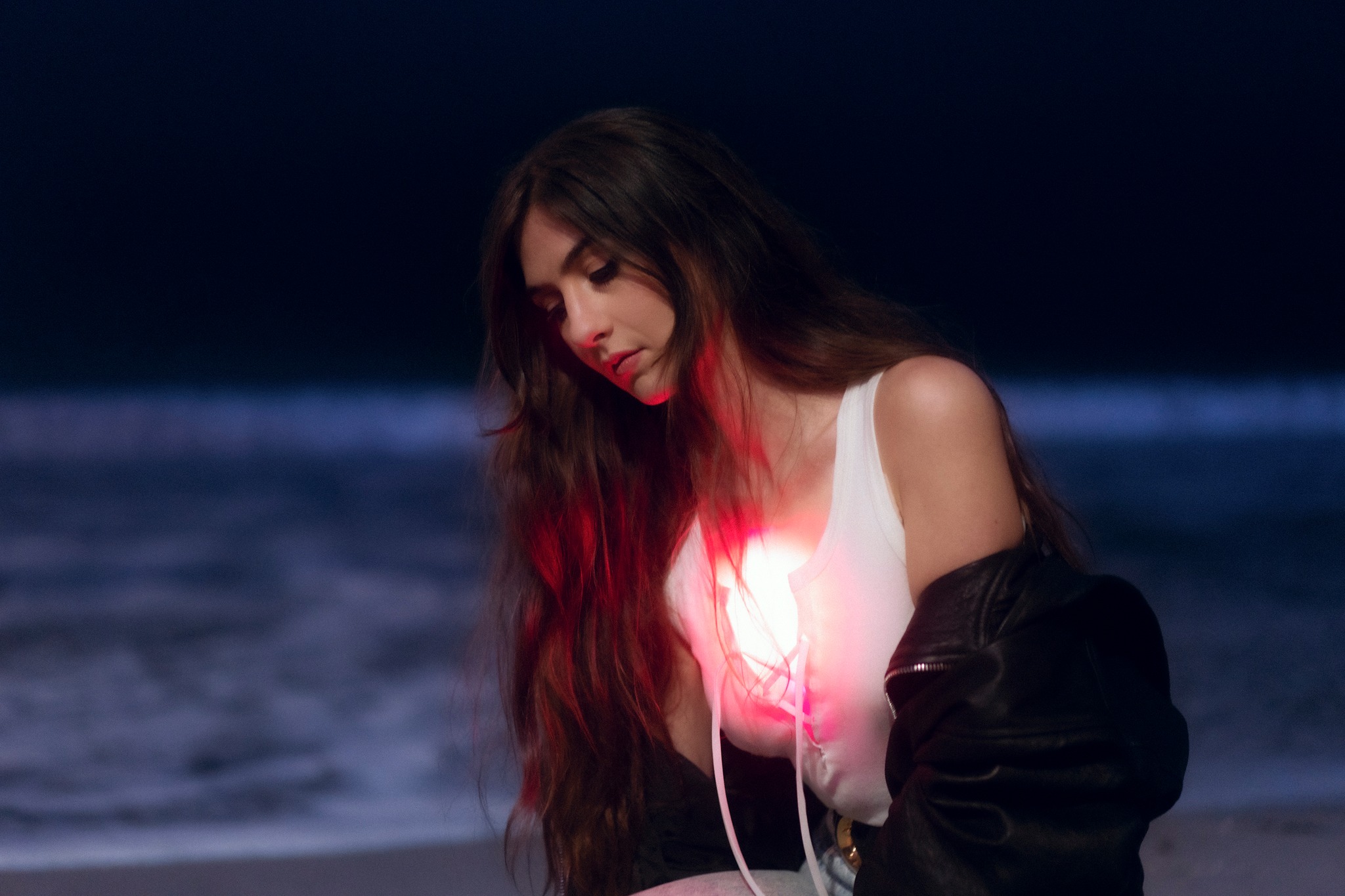 Weyes Blood - And in the Darkness, Hearts Aglow