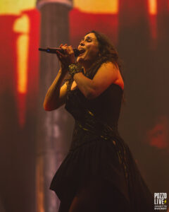 Within Temptation à l'Adidas Arena (2)